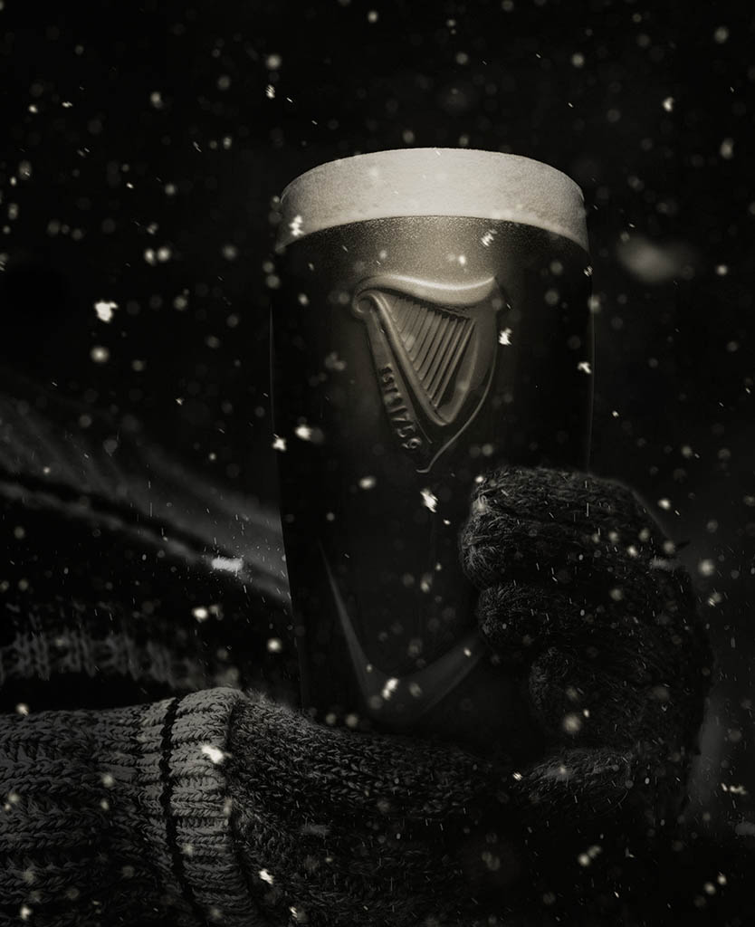 Packshot Factory - Black background - Winter Guinness beer campaign