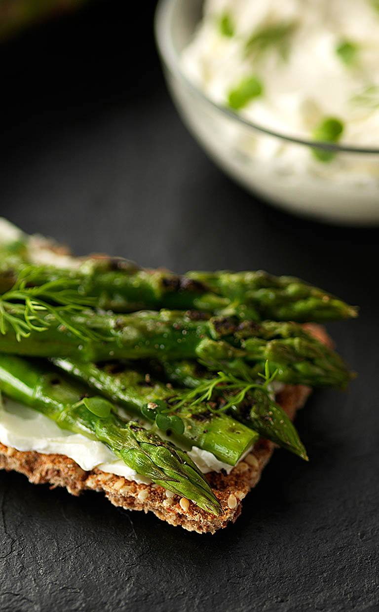 Food Photography of Ask Italian   asparagus by Packshot Factory
