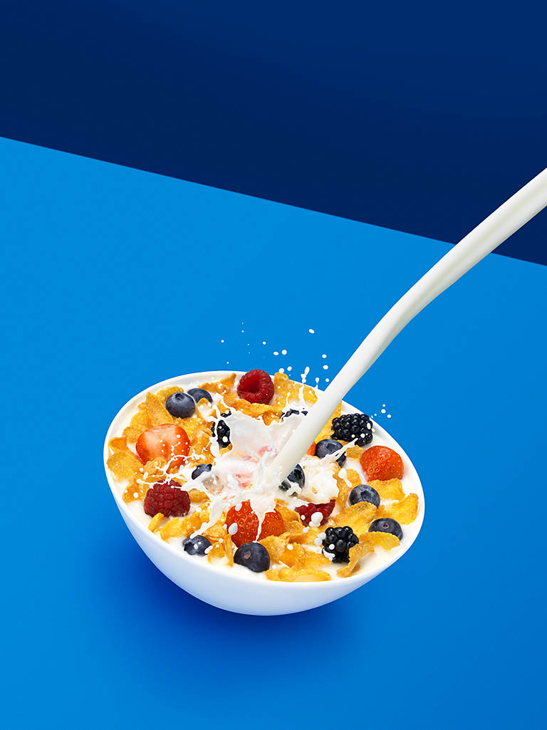 Food Photography of Koko milk cereal with milk splash by Packshot Factory
