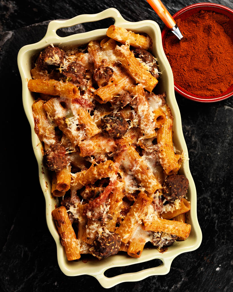 Packshot Factory - Hot food - Jamie Oliver pasta bake