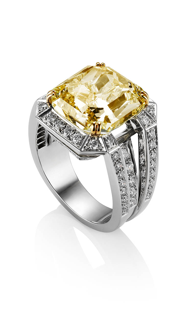 Packshot Factory - Rings - Ritz Fine Jewellery platinum ring with yellow diamond