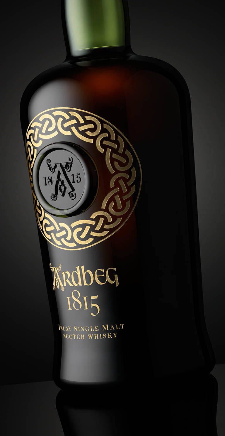 Packshot Factory - Whisky - Ardbeg whisky bottle